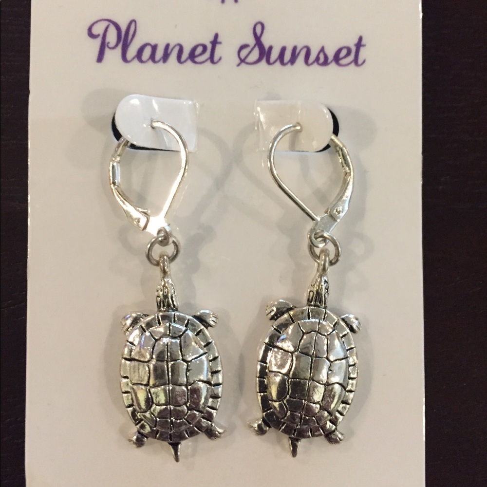 Turtle earrings